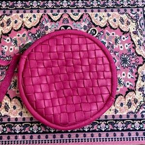 Nena & Co pink leather zipper pouch